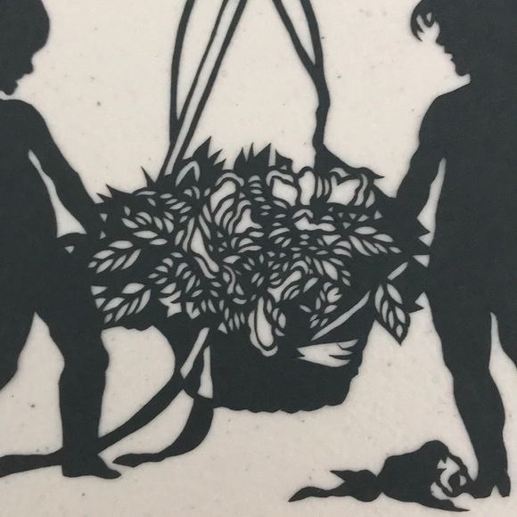 🔥ON SALE🔥Kids Carry Flowers 💖 Handmade PaperCut Silhouette Scherenschnette - Picture 2 of 6